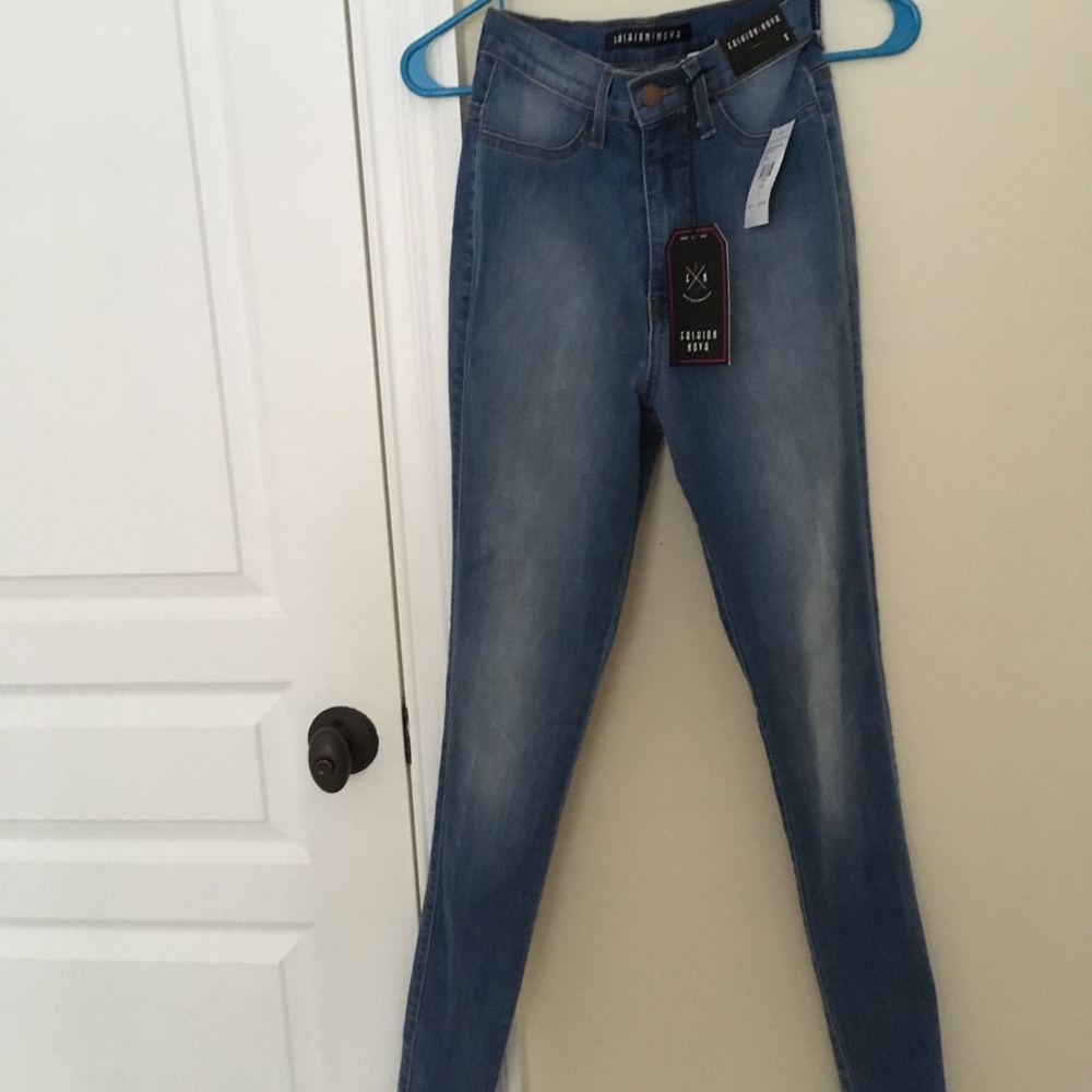 Fashion Nova High-Waisted Jeans